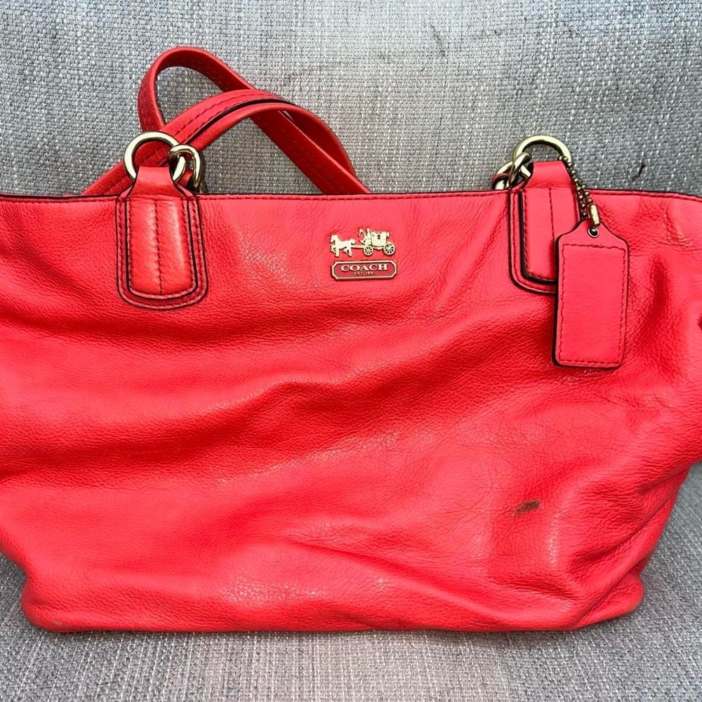 Coach Madison Chain Tote – Coral Leather